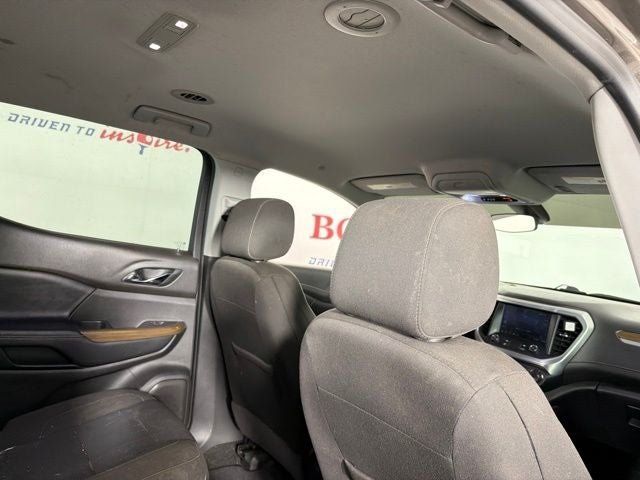2020 GMC Acadia SLE