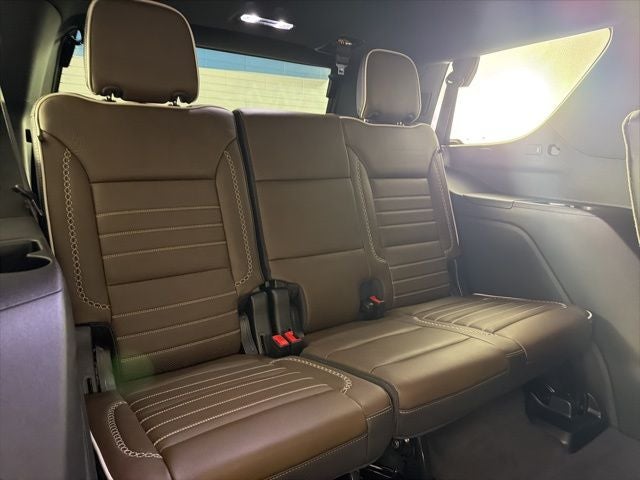 2025 GMC Yukon Denali Ultimate
