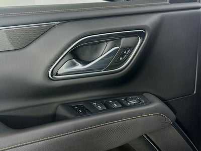 2022 GMC Yukon XL AT4