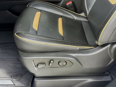 2022 GMC Yukon XL AT4