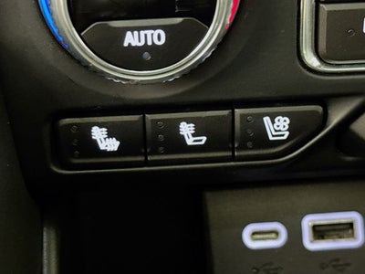 2022 GMC Yukon XL AT4