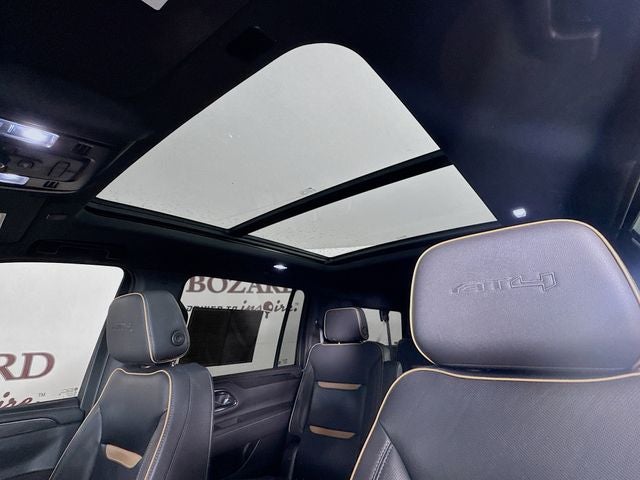 2022 GMC Yukon XL AT4