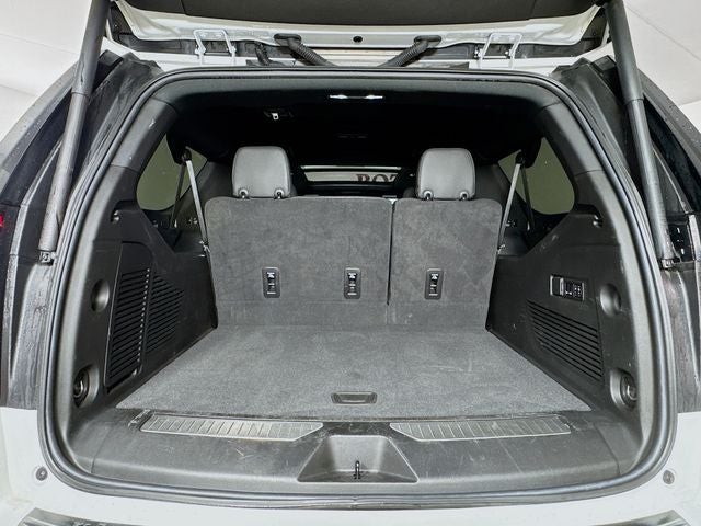 2022 GMC Yukon XL AT4