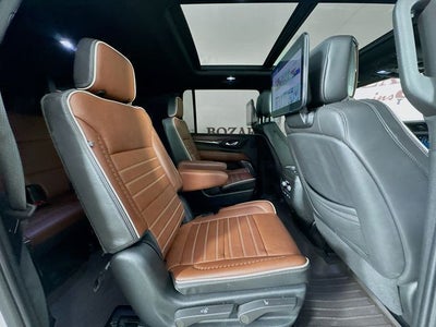 2023 GMC Yukon XL Denali Ultimate