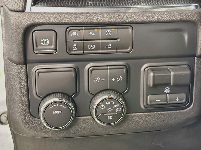 2025 Chevrolet Tahoe RST
