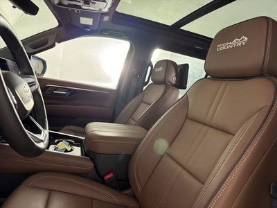 2025 Chevrolet Suburban High Country