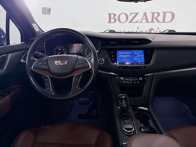 2022 Cadillac XT5 Premium Luxury