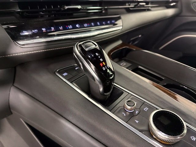 2022 Cadillac Escalade Luxury
