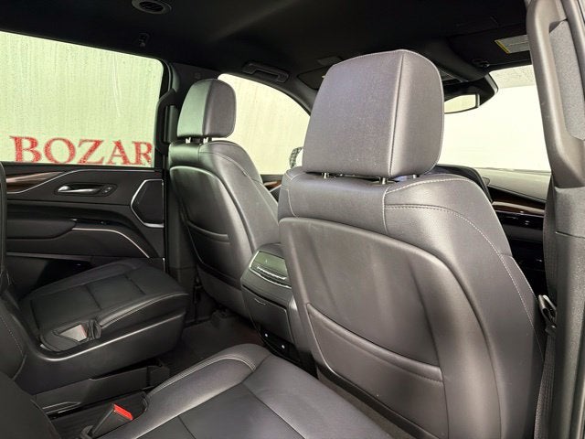 2022 Cadillac Escalade Luxury