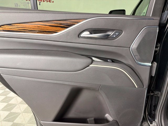 2024 Cadillac Escalade Luxury