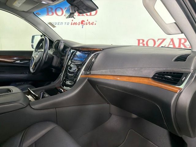 2017 Cadillac Escalade Luxury