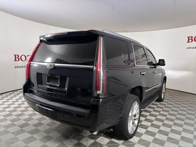 2017 Cadillac Escalade Luxury