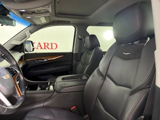 2017 Cadillac Escalade Luxury