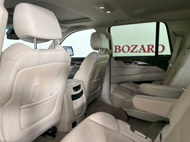 2019 Cadillac Escalade Luxury