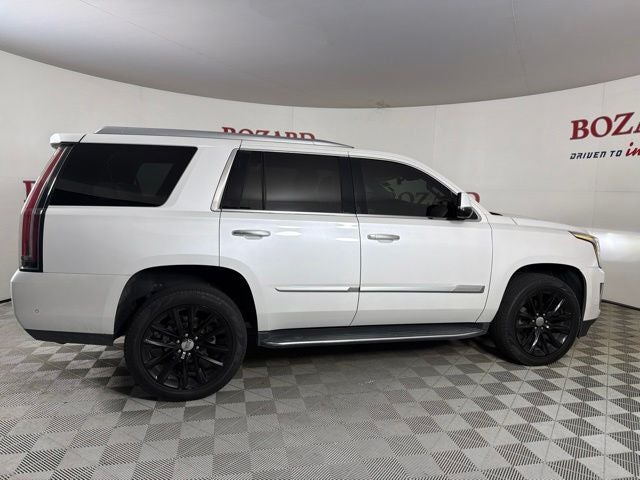 2018 Cadillac Escalade Luxury