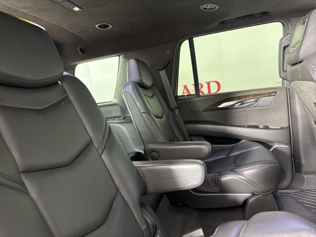 2018 Cadillac Escalade Platinum Edition