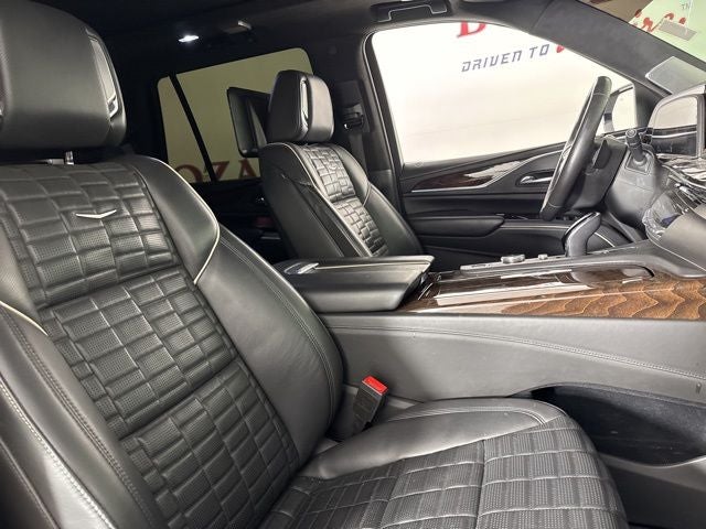 2022 Cadillac Escalade Sport Platinum