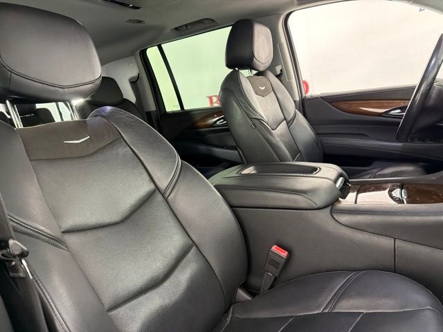 2020 Cadillac Escalade ESV Luxury