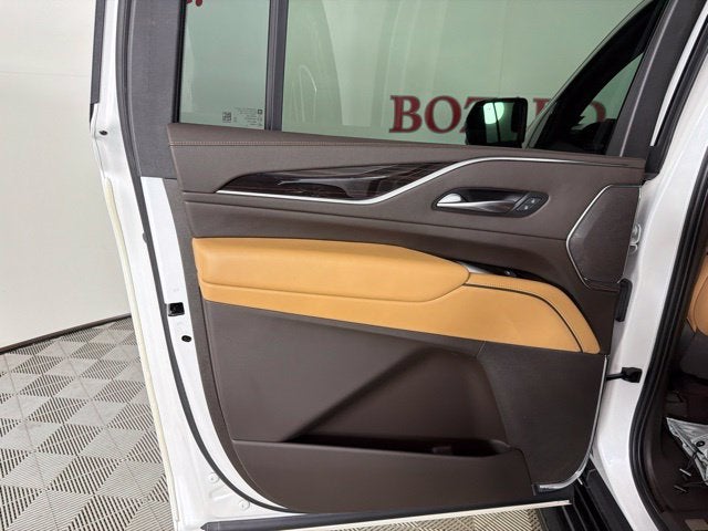 2022 Cadillac Escalade ESV Sport