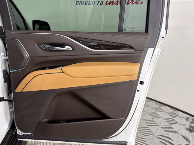 2022 Cadillac Escalade ESV Sport