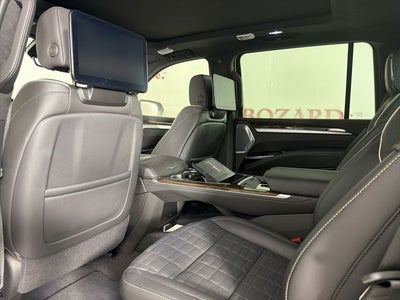 2025 Cadillac Escalade ESV Sport Platinum