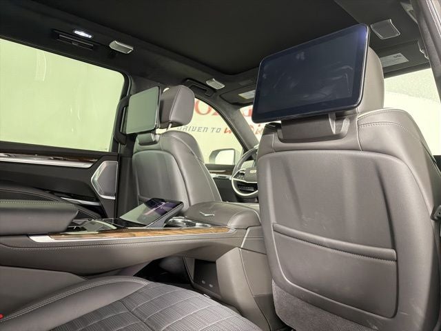 2025 Cadillac Escalade ESV Sport Platinum