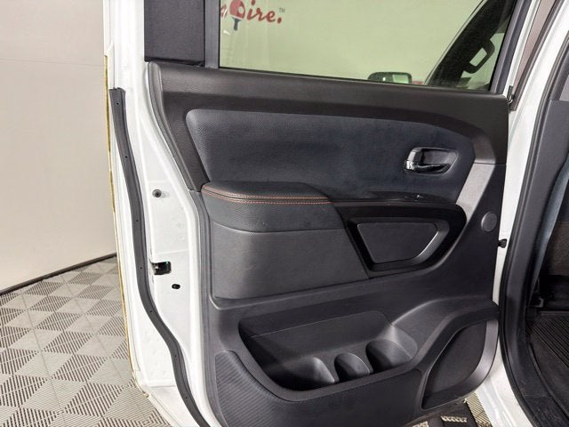 2024 Nissan Titan PRO-4X