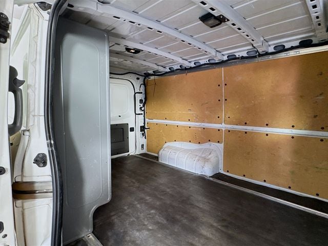 2021 Nissan NV2500 HD SV