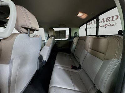 2024 Nissan Frontier SV