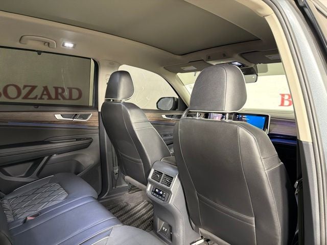 2024 Volkswagen Atlas 2.0T SEL Premium R-Line