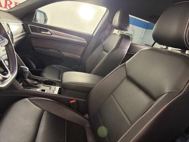 2022 Volkswagen Atlas Cross Sport 2.0T SE w/Technology