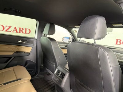 2021 Volkswagen Atlas Cross Sport 2.0T SE w/Technology