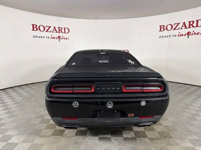 2016 Dodge Challenger SXT