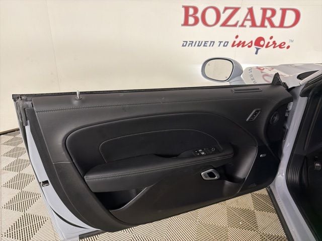 2022 Dodge Challenger R/T Scat Pack Shaker 392