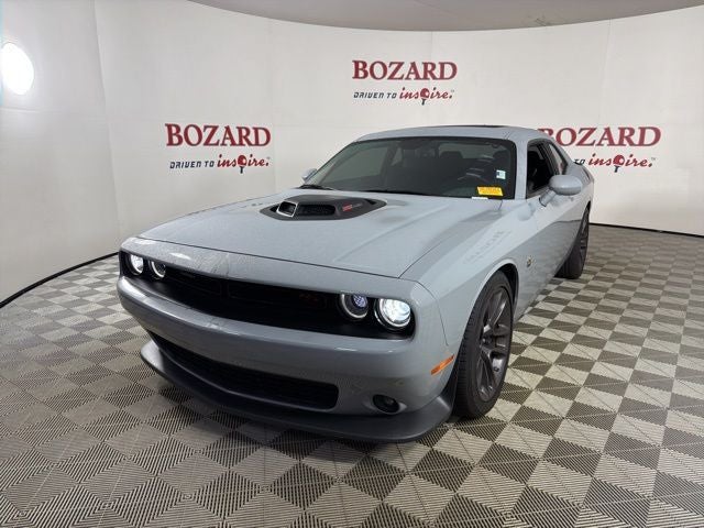 2022 Dodge Challenger R/T Scat Pack Shaker 392