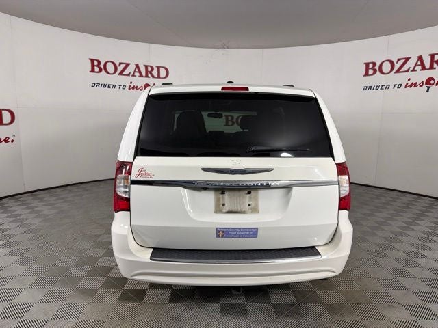 2012 Chrysler Town & Country Touring