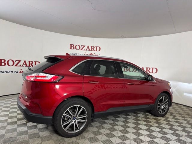 2020 Ford Edge Titanium
