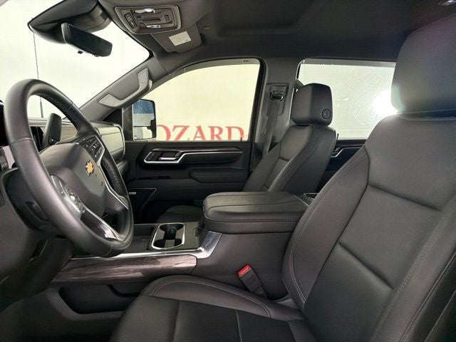 2025 Chevrolet Silverado 2500HD LTZ