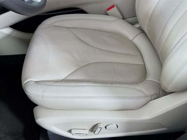 2020 Lincoln Nautilus Standard