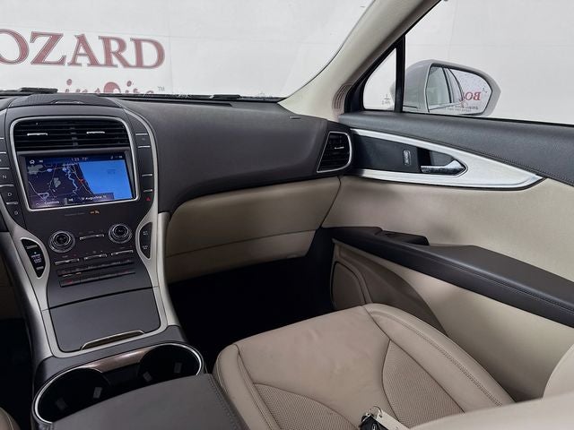 2020 Lincoln Nautilus Standard