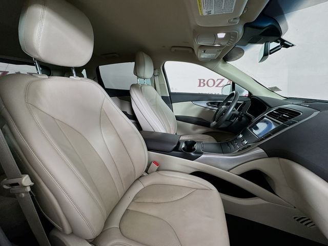 2020 Lincoln Nautilus Standard