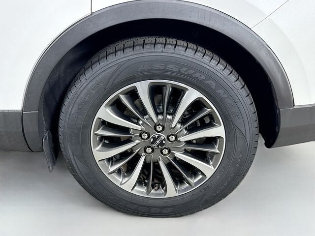 2020 Lincoln Nautilus Standard