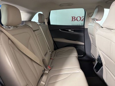 2022 Lincoln Nautilus Standard