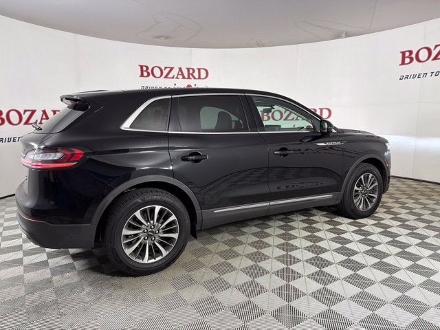2022 Lincoln Nautilus Standard