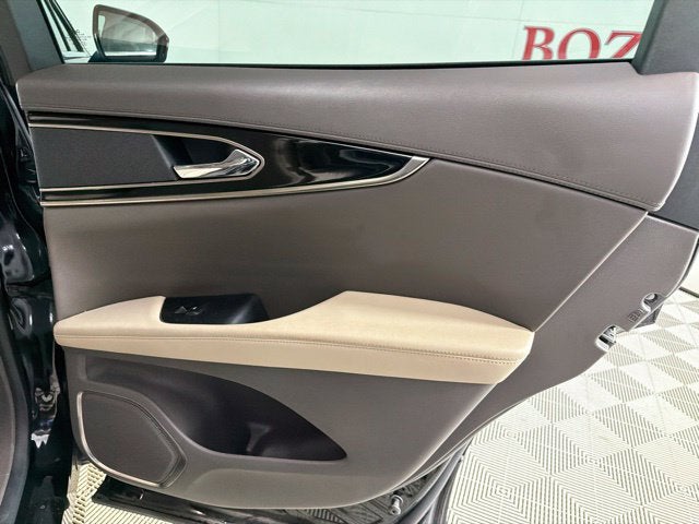2022 Lincoln Nautilus Standard