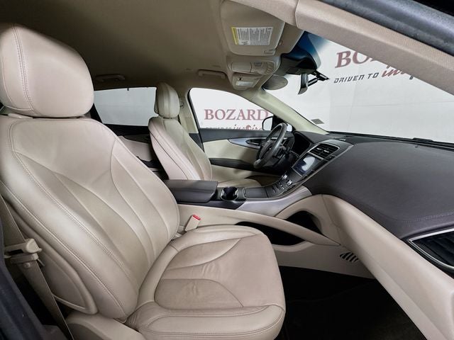 2020 Lincoln Nautilus Standard