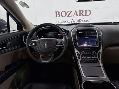 2019 Lincoln Nautilus Select