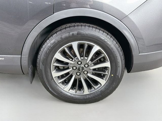 2019 Lincoln Nautilus Select