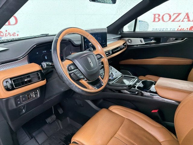2022 Lincoln Nautilus Black Label