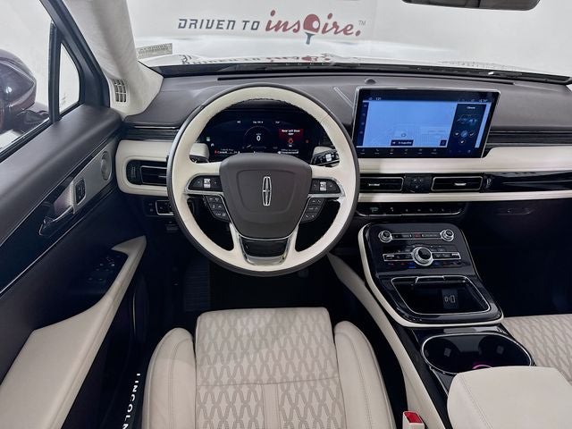 2023 Lincoln Nautilus Black Label